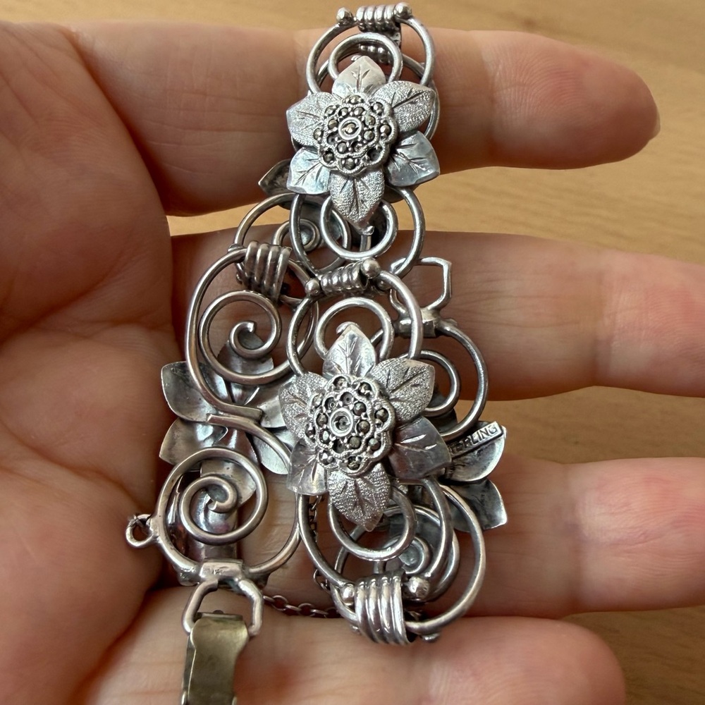 VINTAGE STERLING SILVER ORNATE FLORAL FLOWER MARCASITE BRACELET UNIQUE UNUSUAL - Picture 4 of 16